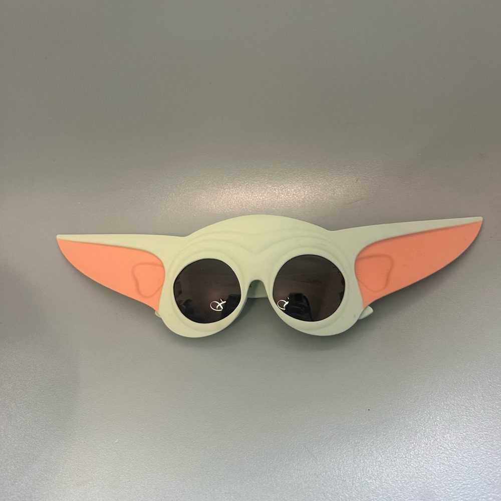 Star Wars kid sunglasses